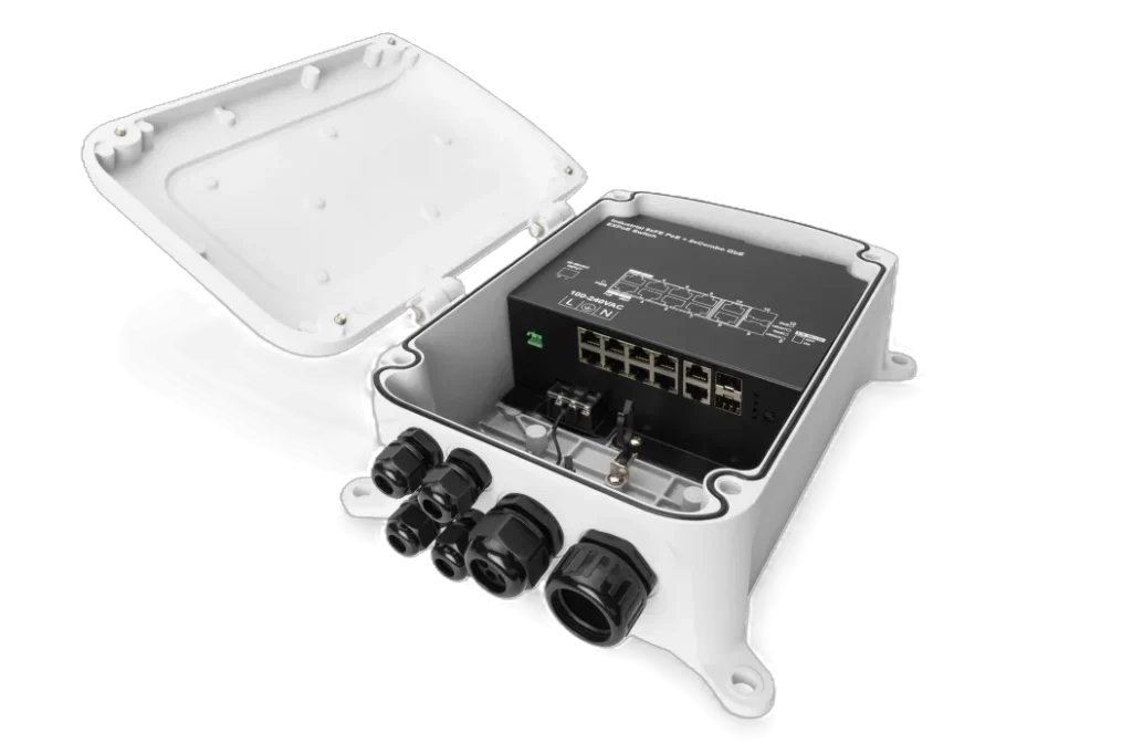 Outdoor industrial switch